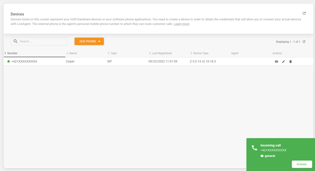 Slika, ki prikazuje dohodni klic v uspešno integriranem programskem telefonu Zopier s programsko opremo službe za pomoč uporabnikom LiveAgent